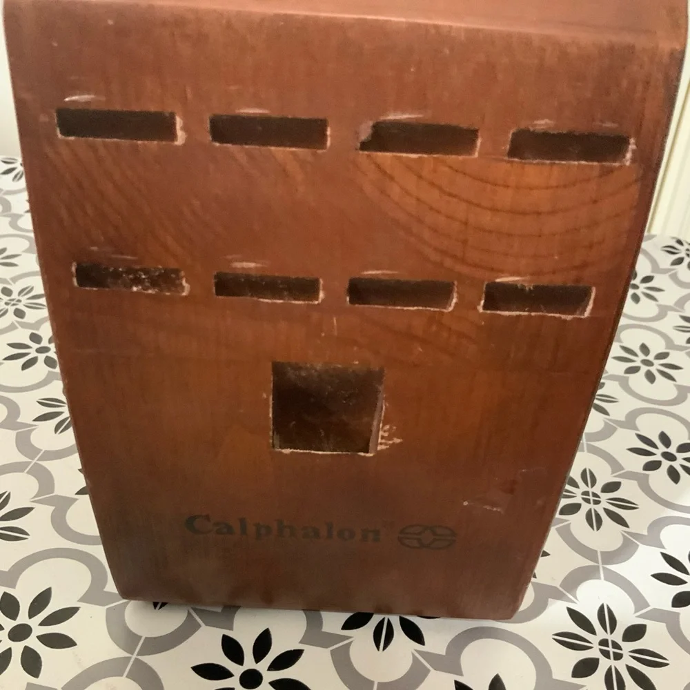 Calphalon 18 Slot Wood Knife Block.